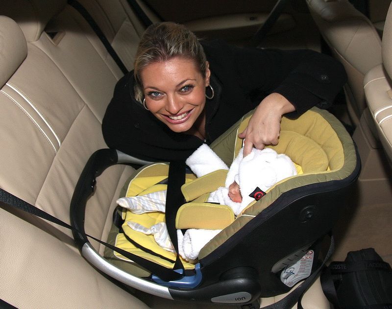 Lucie Borhyová odchází z porodnice