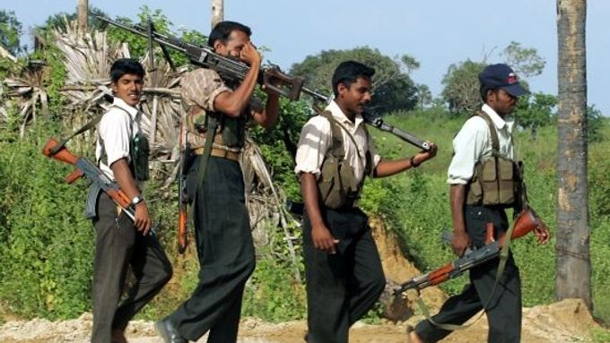 Počty tamilských bojovníků se postupně snižují. V současnosti už jich zřejmě není víc než dva tisíce