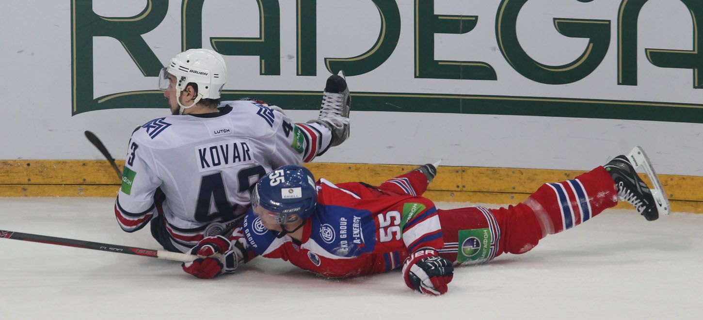 Lev Praha vs. Magnitogorsk, čtvrté finále KHL v O2 aréně (Kovář)