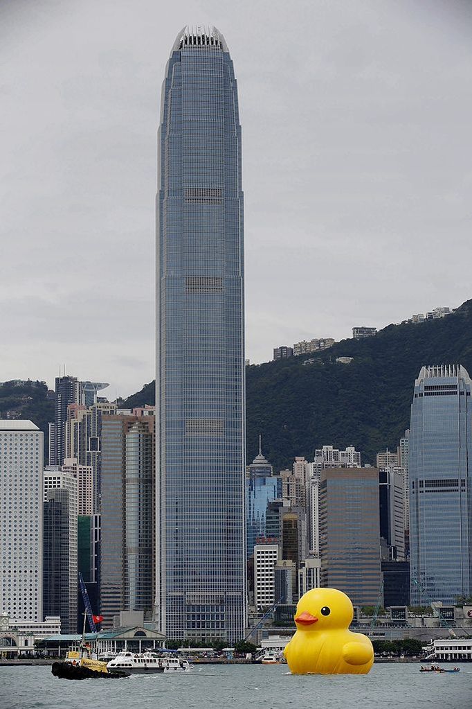 Florentijn Hofman's Floating Duck Sculpture Arrives In Hong Kong HONG KONG - MAY 02: Dutch conceptual artist, Florentijin Hofman's Floating duck sculpture called "Spreading Joy Around the World", is moved into Victoria Harbour on May 2, 2013 in Hong Kong. The "Rubber Duck", which is 16.5 meters high, will be in Hong Kong from May 2 to June 9. Since 2007, "Rubber Duck" has been traveling to 10 countries and 12 cities. (Photo by Jessica Hromas/Getty Images)