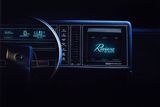 Buick Riviera se v roce 1986 stal prvním autem s dotykovou obrazovkou na středové konzoli. Dokonale tak předběhl dobu o více než desetiletí. Spolu s centrální obrazovkou nemohla chybět ani ta před řidičem. Nastavení se nesnažilo o imitaci klasických přístrojů, místo toho nechyběl centrální rychloměr a po stranách umístěné hodiny a palivoměr. Následující generace amerického kupé již o digitální přístroje přišla.