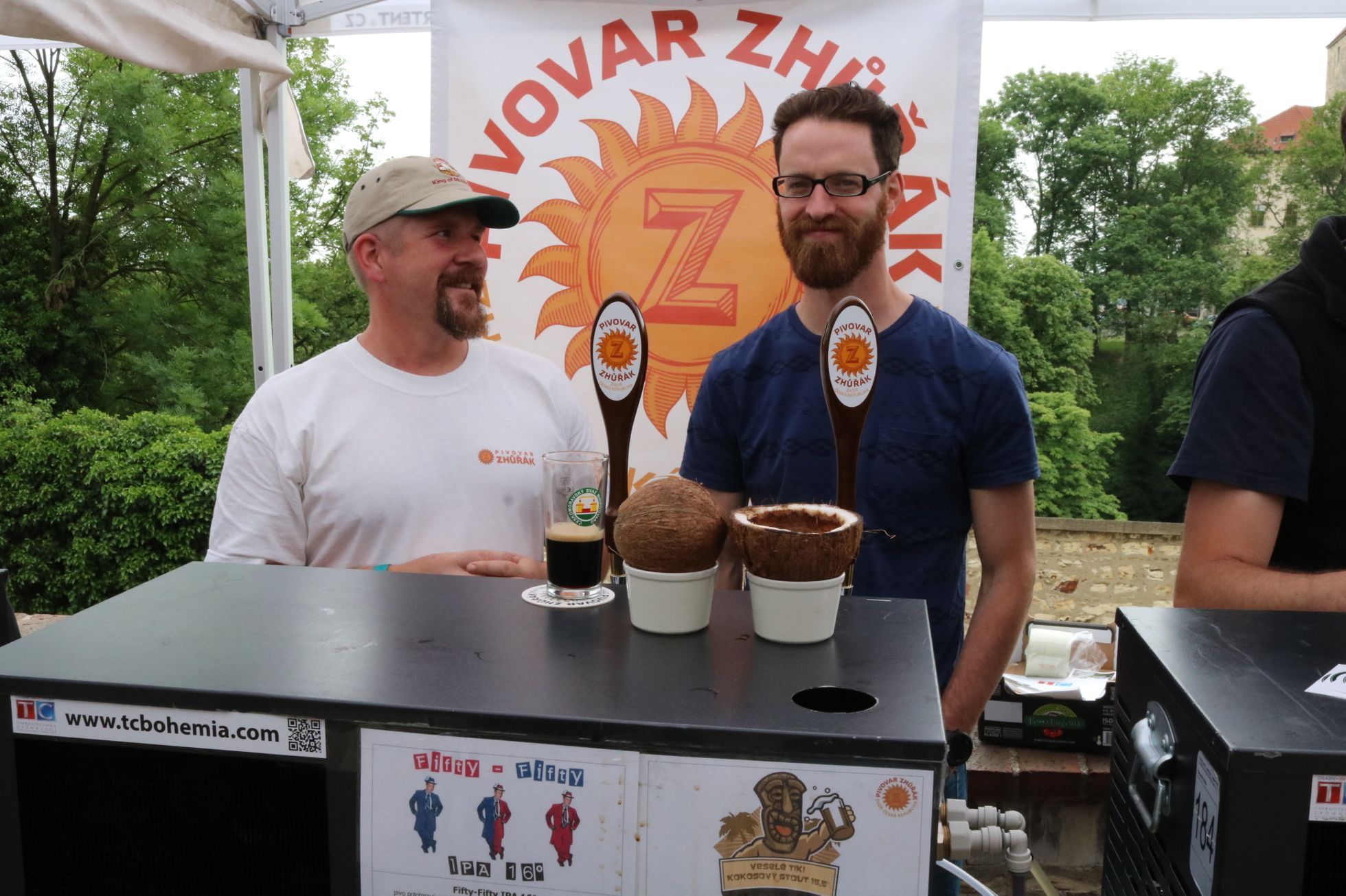 Festival minipivovarů Hrad 2016