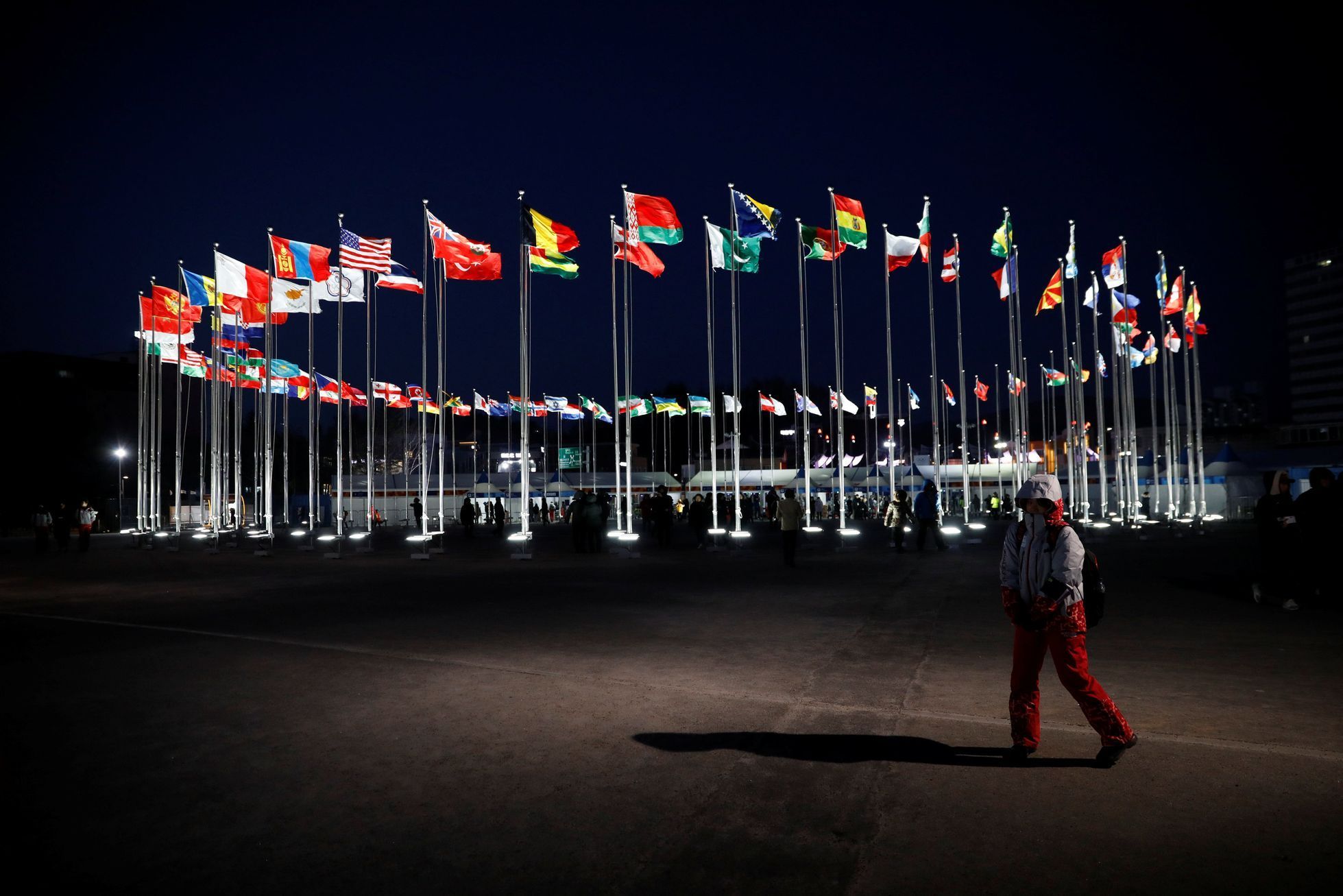 Какие страны были в сочи. Олимпийский флаг. Флаги стран Олимпийских игр. Флаги стран участниц Олимпийских игр. Флаги стан на олимйских.