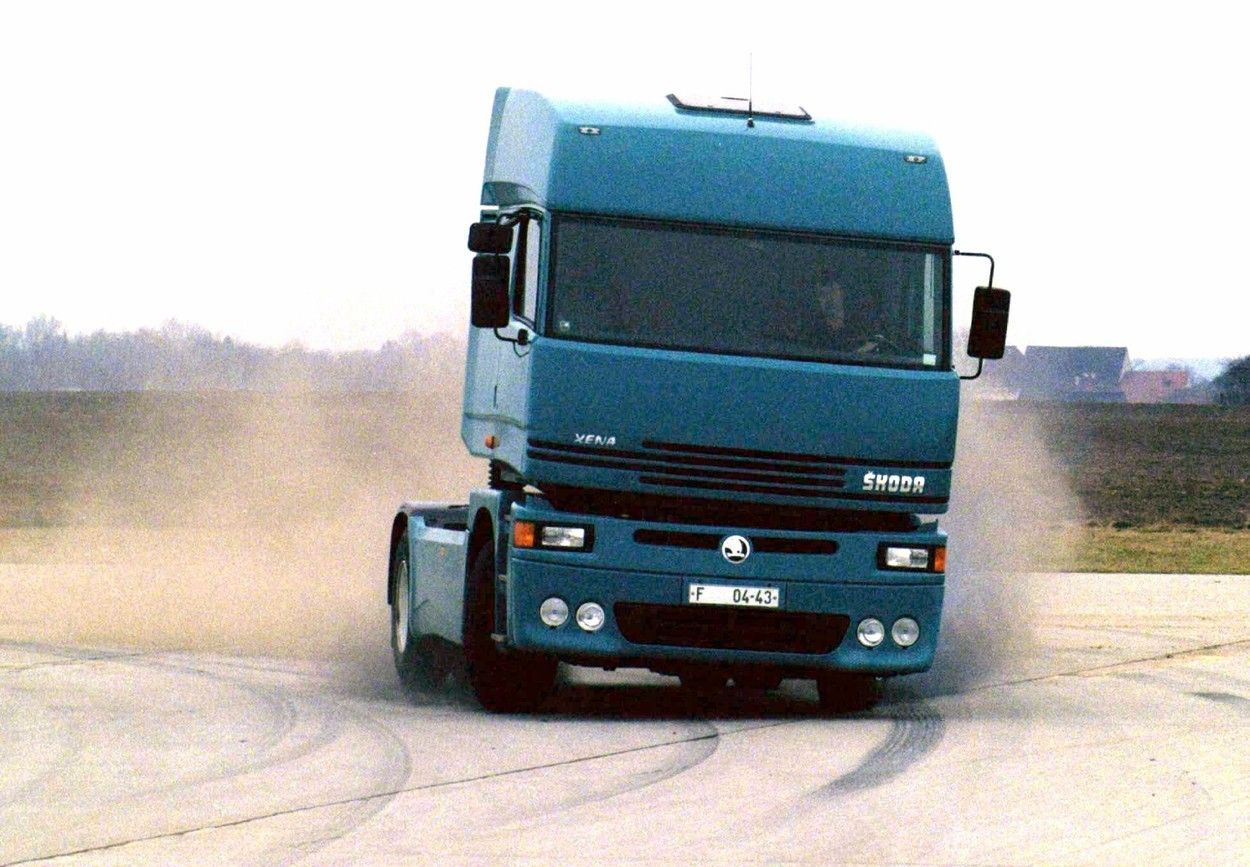 Škoda Xena