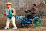 Wu byl v televizní anketě vyhlášen ,,nejchytřejším zemědělským vynálezcem Číny"