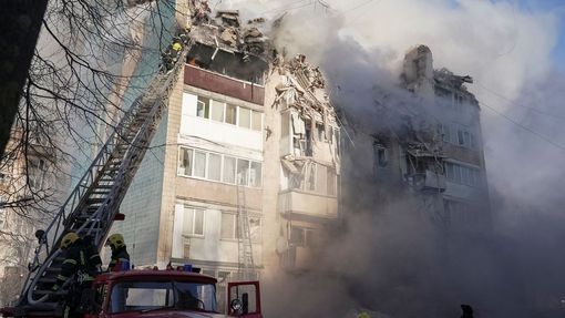 Následky ruského útoku v ukrajinském městě Ternopil, 19. listopadu 2025.