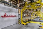 Nové Moskviče přijedou už v prosinci. Z čínských polotovarů má být centrum elektroaut