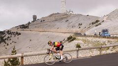 11. etapa Tour de France 2021: Wout van Aert pod vrcholem Mont Ventoux