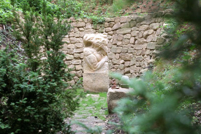 Bludiště a labyrinty v zámeckém parku v Loučni