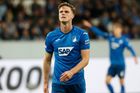 Hoffenheim přišel o výhru po penaltě v deváté minutě nastavení. Hložek měl smůlu