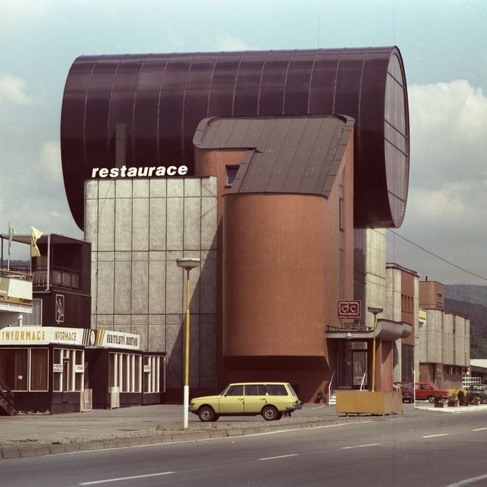 Foto Jan Regal: Agrokombinát Slušovice, 80. léta.