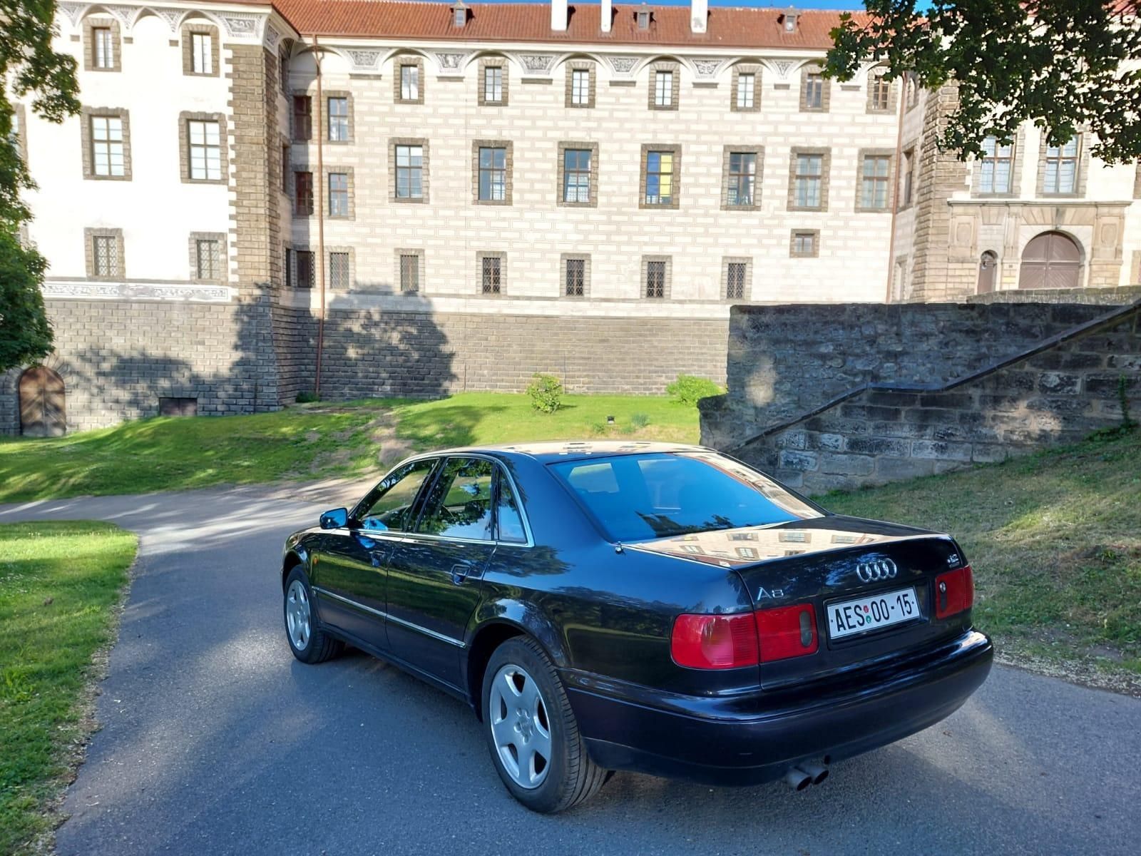 Audi A8 Karel Gott