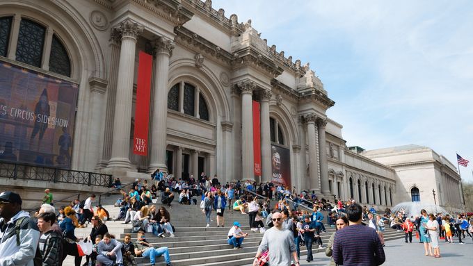 Turisté za vstup do Metropolitního muzea umění od 1. března zaplatí 25. dolarů.