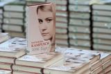9. 9. - Autorské čtení z nové knihy Nataschy Kampuschové provázela přísná bezpečnostní opatření. Více čtěte - zde