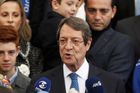 Volby na Kypru vyhrál současný prezident Nikos Anastasiadis. Porazil levicového vyzyvatele