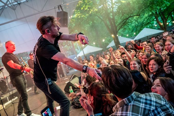 Snímek z koncertu kapely Žadan i sobaky, jejímž frontmanem je Serhij Žadan.