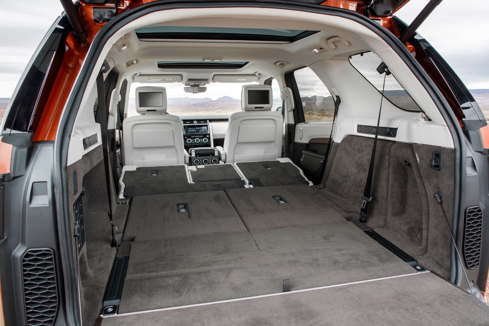 Land Rover Discovery 5
