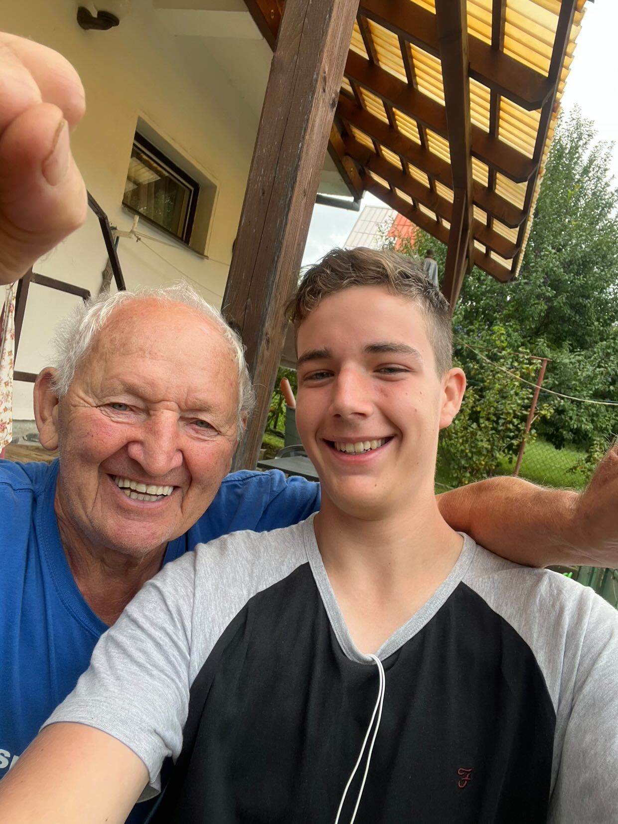 Pěšky přes Česko