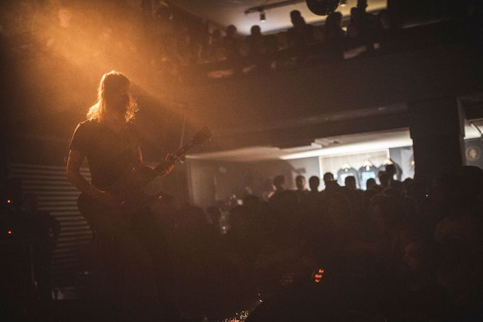 Snímek ze staršího pražského koncertu Russian Circles.