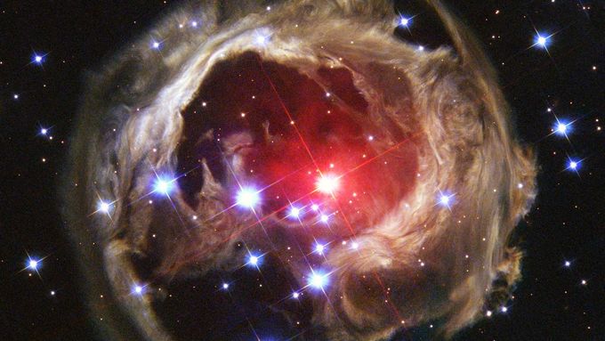 Koňská hlava, Tykadla i UFO. Nejkrásnější snímky vesmíru z Hubbleova dalekohledu