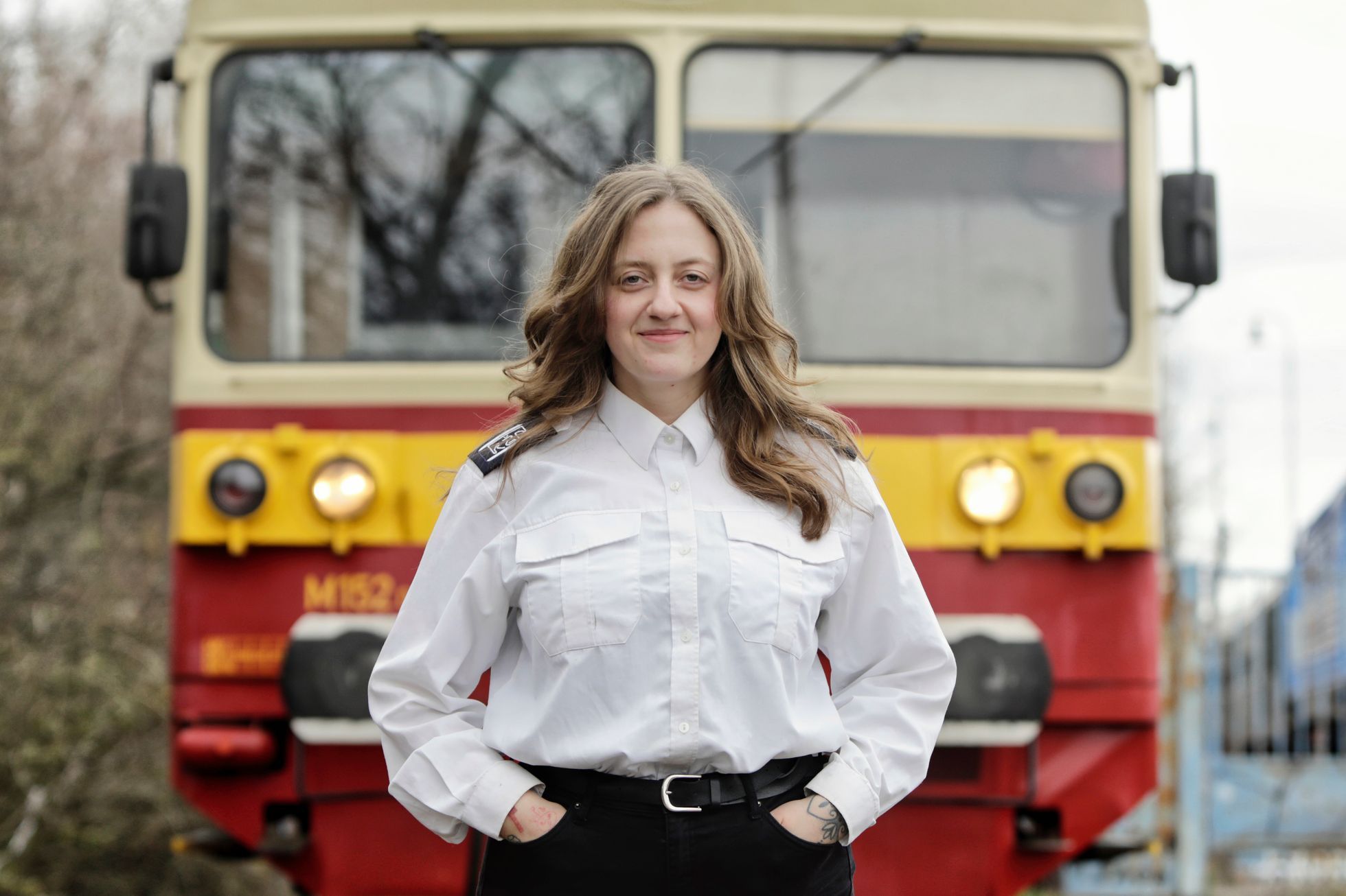 Strojvedoucí, Alexandra Horká, vlak, ženy v mužských profesích, nádraží, koleje