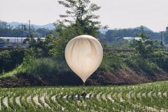 Jižní Korea pozastaví vojenskou dohodu s KLDR. Reaguje na vypouštění balonů s odpadky