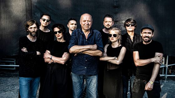 Michal Ambrož with the current line-up of Music Prague.