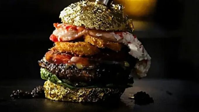 Nejdražší burger na světě stojí přes 120 tisíc korun.