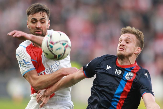 David Hovorka a Jan Kopic v zápase 2. kola nadstavby F:L Slavia Praha - Viktoria Plzeň