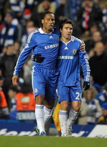 Chelsea: Drogba, Deco