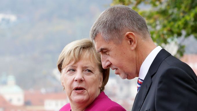 Německá kancléřka Angela Merkelová na návštěvě Prahy s českým premiérem Andrejem Babišem.