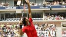 Roger Federer vykročil do US Open vítězně. Porazil ve dvou setech Američana Brittona.