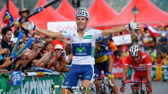 Alejandro Valverde slaví triumf v 8. etapě Vuelty 2012