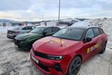 Opel Astra Electric dopadl ještě o něco hůř než MG 4. Alespoň že nabíjí téměř tak rychle, jak slibuje.