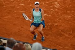 Šwiateková podruhé vyhrála French Open. Královna tenisu smetla ve finále Gauffovou