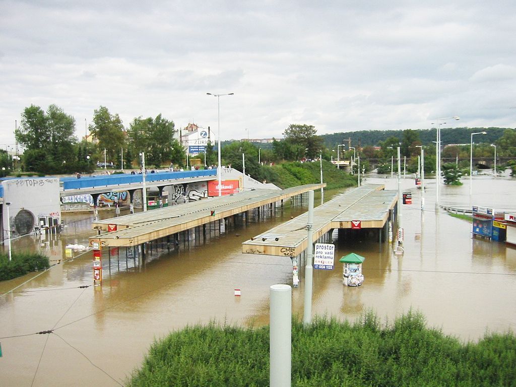 Foto: Tak povodně v roce 2002 zasáhly pražské metro