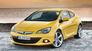 Opel GTC 1.4 Trubo 88 kW (475 900 Kč) - Německé kupé nabídne možnost nastavit podvozek za příplatek 21 tisíc korun. Dostupný je od přeplňovaného čtyřválce.