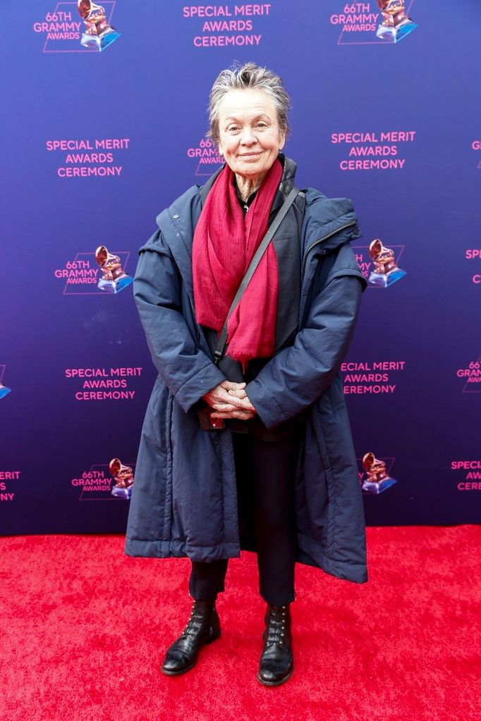 Hudebnice Laurie Anderson na předávání cen Grammy v roce 2024.