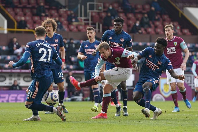 Matěj Vydra dělal obraně Arsenalu celý zápas problémy