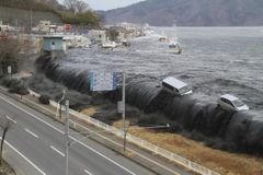Japonsko uctilo oběti tsunami, Tokio řeklo "ne" jádru