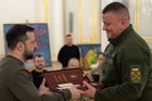 Sociologové na Ukrajině porušili dohodu. Průzkum odhalil komplikaci pro Zelenského