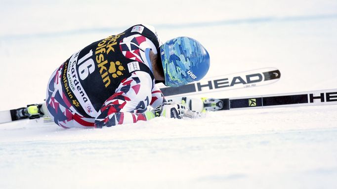 Matthias Mayer po pádu ve Val Gardeně 2015