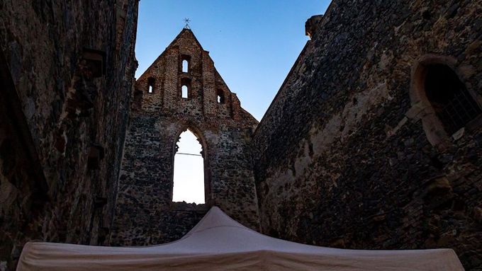 Celkové náklady na obnovu klášterního objektu i zahrad a výstavbu infocentra činí 34,3 milionu korun.