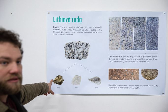 Cínovec a jeho okolí, kde stát plánuje těžit lithium.