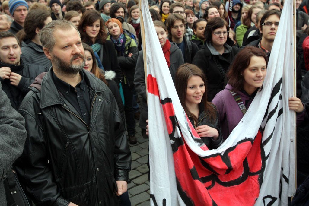Týden neklidu, demonstrace v Praze