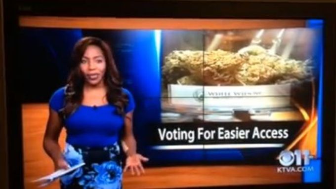 Moderátorka televizních zpráv z Aljašky svérázným způsobem ukončila svou mediální kariéru během příspěvku o místním marihuanovém klubu.
