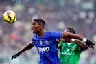 Juventus deklasoval Parmu, Zemanovo Cagliari bere bod