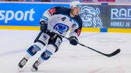 Dominik Kubalík, nejlepší střelec extraligy z posledních dvou sezon, se v létě nevešel do sestavy ruské Ufy, podepsal kontrakt se švýcarským Ambri-Piotta a odešel hostovat do Plzně. Sezonu tedy odstartoval doma.