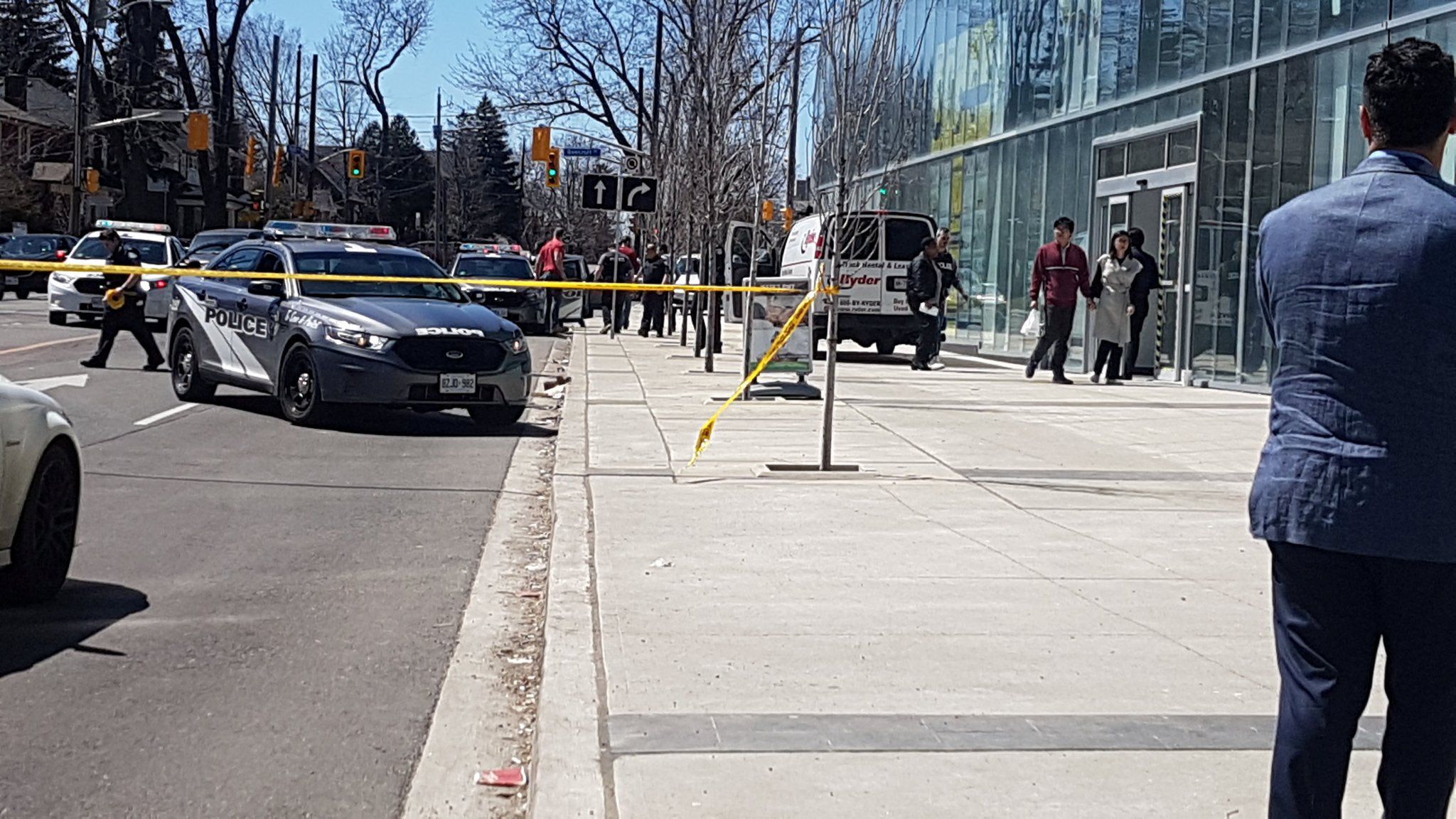 Policie zatýká řidiče, který v Torontu najel do chodců