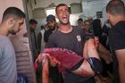 Při izraelských úderech v Gaze zahynulo 52 Palestinců včetně osmi dětí, píše AFP